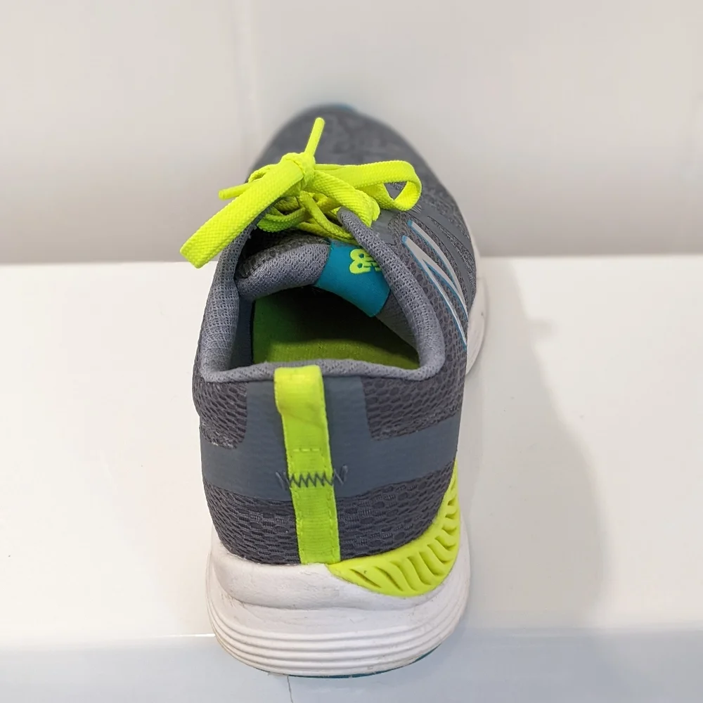 New balance heel pillow sneakers